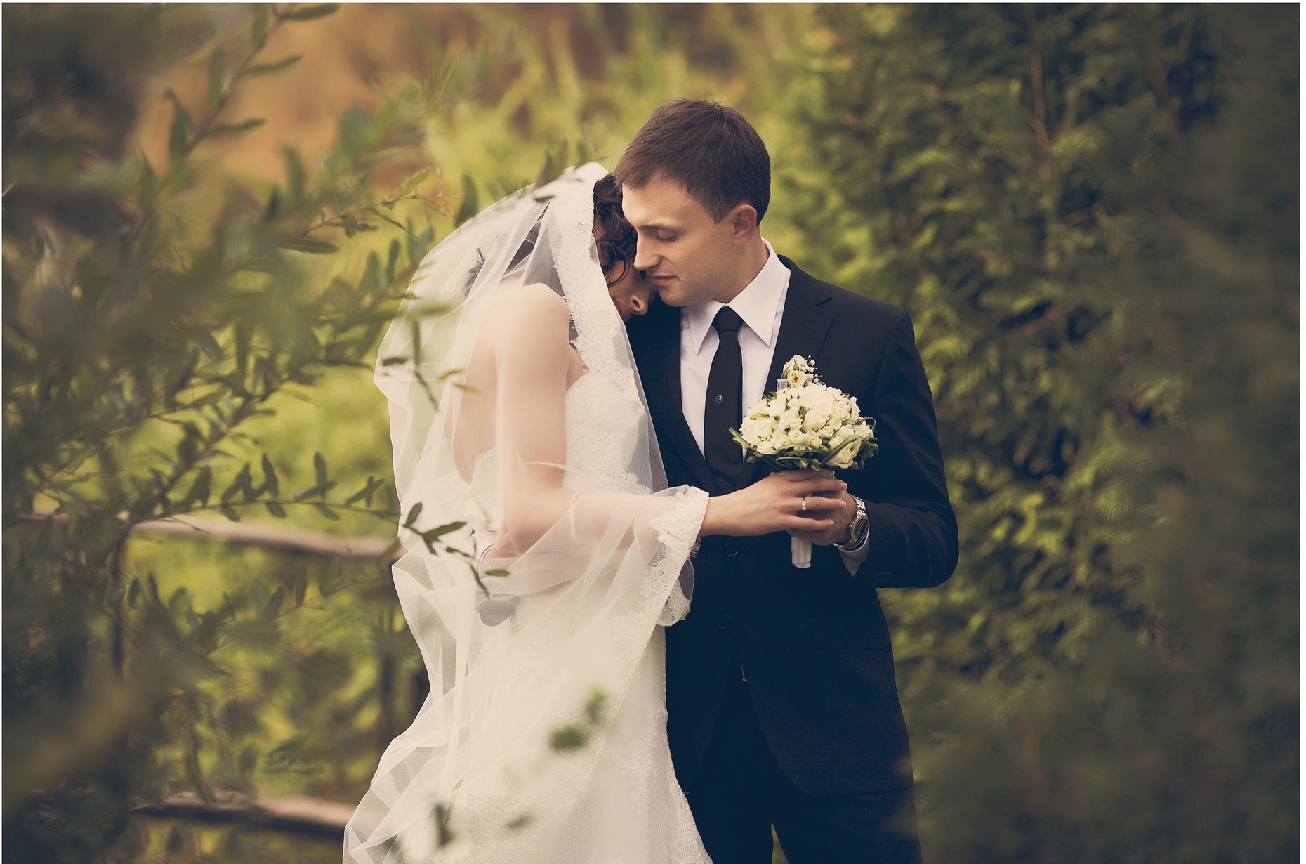 Для оплачиваемой фотосъемки свадебной Love Story нужны профессиональные модели - девушки и парни. Кастинг, Одесса.
