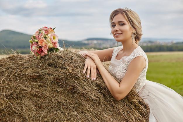 LINEA12MODELS ищет модель на съемку свадебных платьев