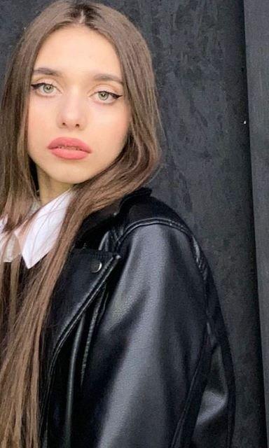 Аня Бондарчук